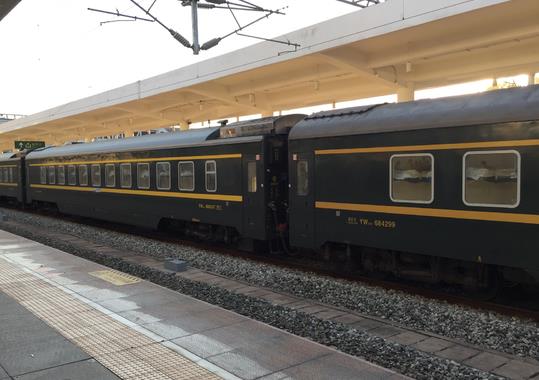 春運搶票是早上五點還是六點?春運火車票在哪買