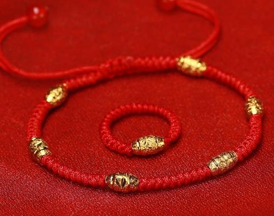 本命年紅繩不見(jiàn)了意味著什么?本命年紅繩臟了可以洗嗎