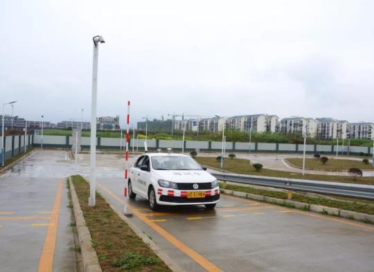 科目二掛了休息十天不練車是什么意思?科二掛三次了是緩緩還是繼續(xù)
