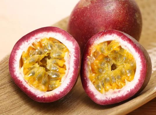百香果怎么種植才能提高產(chǎn)量和品質(zhì)?百香果怎樣養(yǎng)長得旺盛
