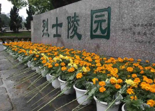 老人死后幾年立碑合適?2021年4月幾號立碑是吉日