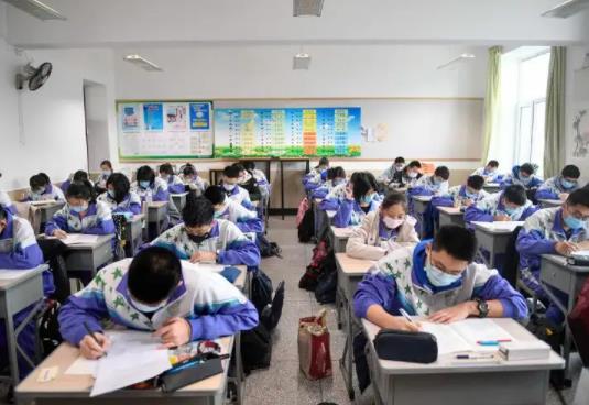 2022年高考考三天嗎?2022高考穿什么顏色旗袍送考