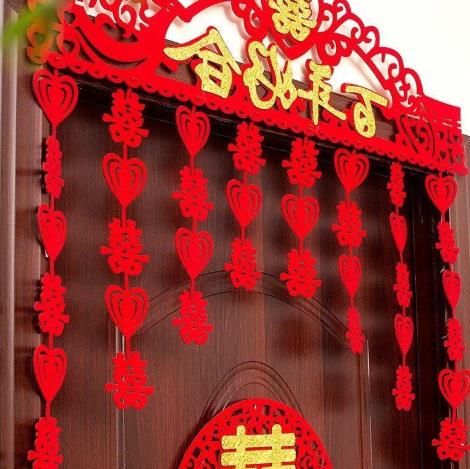 結(jié)婚男方掛門簾還是女方掛門簾?結(jié)婚掛門簾的喜話怎么說