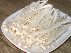 寶寶可以吃金針菇嗎？吃金針菇的做法