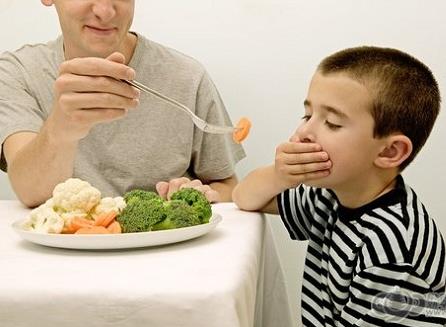 孩子不愛吃飯?jiān)趺崔k?如何讓孩子愛上吃飯