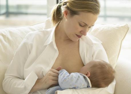 人初乳好嗎?人初乳能喂寶寶嗎