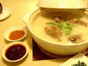孕婦可以喝豬的骨頭湯嗎？骨頭湯做法