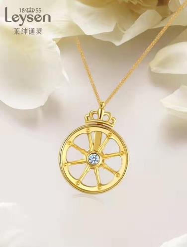 項(xiàng)鏈?zhǔn)裁磁谱颖容^好?萊紳通靈珠寶為新年禮贈(zèng)出招