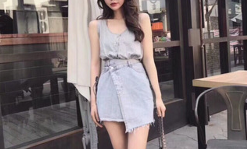 不規(guī)則的裙子怎么搭配?搭配好不規(guī)則的裙子穿出個性飄逸感!