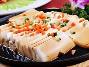青春期的孩子、老年人不適宜吃豆腐