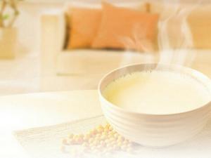 哪些人不宜喝豆?jié){？缺鋅的人不宜常喝豆?jié){