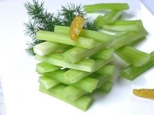 如何挑選西芹？西芹的食用禁忌
