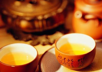 什么時(shí)候不能喝茶?什么人不能喝茶水
