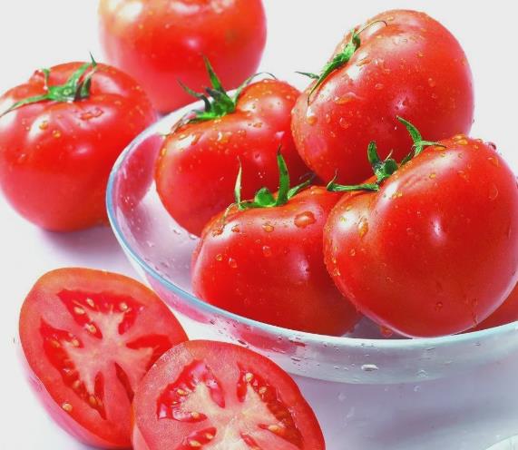 夏季7大飲食禁忌要注意:夏季忌多吃寒涼食物、熱性食物及調(diào)料