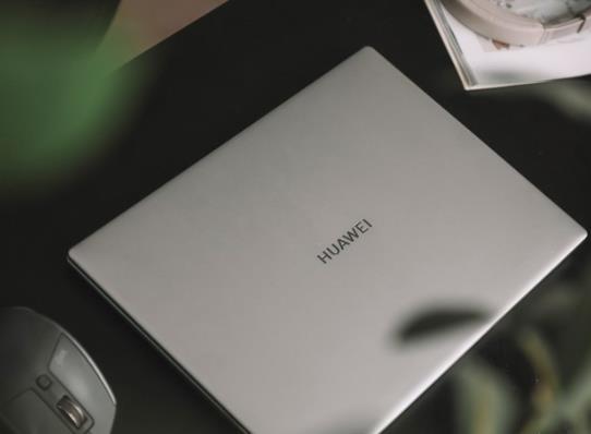 華為matebook16內(nèi)存有多大?華為matebook16有耳機(jī)孔嗎?