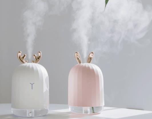 加濕器離人太近會怎樣?加濕器加什么水比較好?