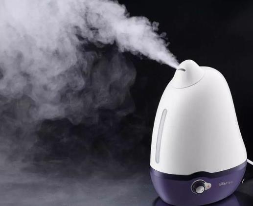 加濕器要對(duì)著人吹嗎?加濕器加酒精能消毒不?