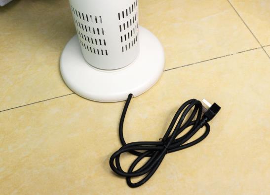 取暖器可以放在木地板上嗎?取暖器能放在電腦主機旁邊嗎