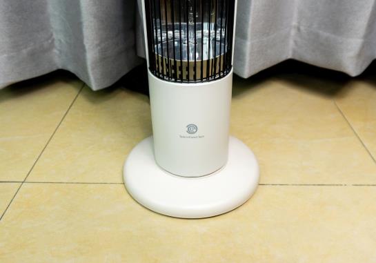 取暖器可以放在木地板上嗎?取暖器能放在電腦主機旁邊嗎