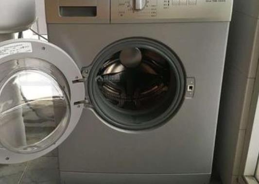 洗衣機(jī)總自己停是怎么回事?洗衣機(jī)進(jìn)水往外流是怎么回事