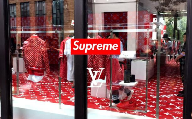 supreme是什么意思?Supreme是哪個(gè)國(guó)家的品牌 什么人在穿Supreme