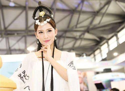 女裝大佬是什么意思什么梗?高質(zhì)量的男扮女裝稱之為“女裝大佬”