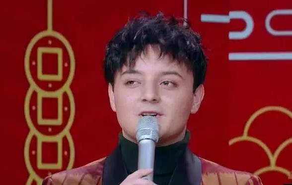 禿然長(zhǎng)大是什么意思?童星阿爾法19歲謝頂21歲植發(fā)成功分享經(jīng)歷
