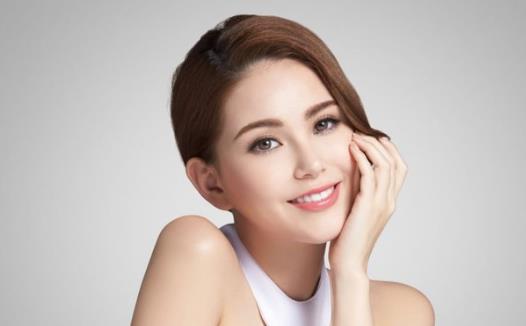 昆凌個人資料簡介 昆凌圖片 周杰倫老婆昆凌產(chǎn)女