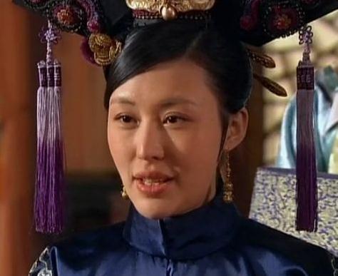 王石離婚,《甄嬛傳》80后女演員田樸珺新歡,潘石屹任志強(qiáng)等微博調(diào)侃