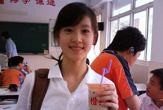 奶茶mm實(shí)習(xí)引圍觀,奶茶妹妹章澤天清純可愛真是宅男女神,揭秘奶茶妹妹走紅的原因組圖