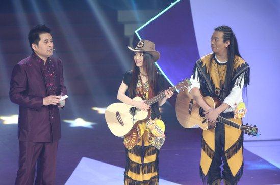 原創(chuàng)音樂組合“安與騎兵”摘得星光大道2012年度總決賽冠軍