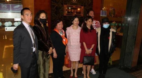 98歲賭王何鴻燊逝世 二房成5000億家產(chǎn)爭奪戰(zhàn)最大贏家 賭王傳奇人生