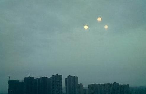 江蘇上海天空3個(gè)太陽,南京晴天倒掛微笑彩虹,專家稱不是末日是幻日