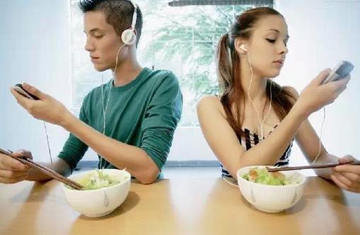 日常飲食壞習(xí)慣問題多多：飲食無度、不吃早餐等