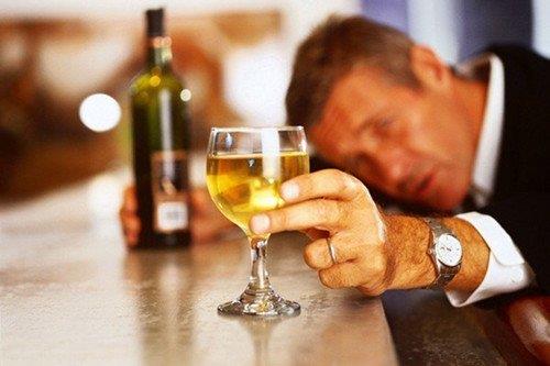 拉肚子可以喝酒嗎？腹瀉后能喝酒嗎