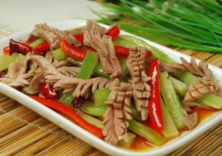 含鐵高的食物有哪些？人體每天鐵的需要量