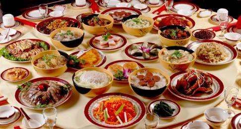 春節(jié)飲食勿貪嘴，科學飲食避免“三多一少”