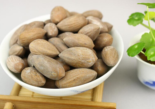 食用香榧的注意事項(xiàng)-香榧的儲(chǔ)藏與選購(gòu)