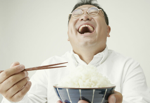 吃飯的六個(gè)誤區(qū)或許會(huì)導(dǎo)致癌癥