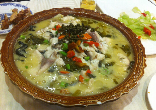 “酸菜魚(yú)100%致胃癌”的說(shuō)法不靠譜