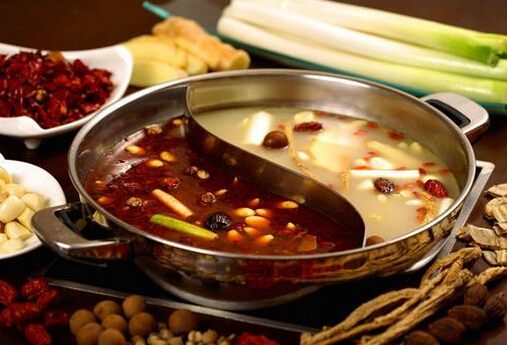 喝煮太久的火鍋湯會(huì)亞硝酸鹽中毒嗎？