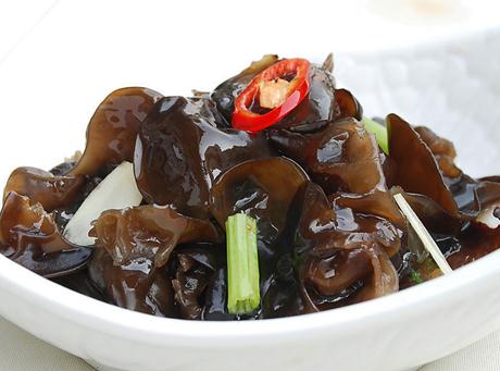 黑木耳的營(yíng)養(yǎng)價(jià)值-黑木耳的功效與作用