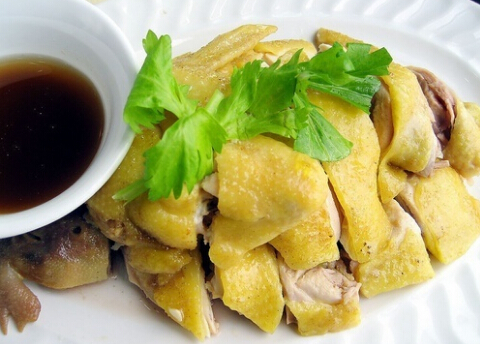 吃雞肉和魚(yú)肉可以有效預(yù)防肝癌
