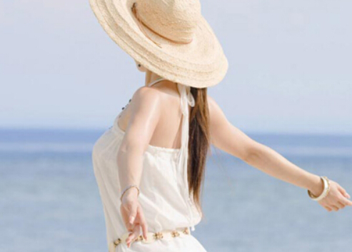夏季補(bǔ)水養(yǎng)生最好喝白開(kāi)水-夏季喝水的講究