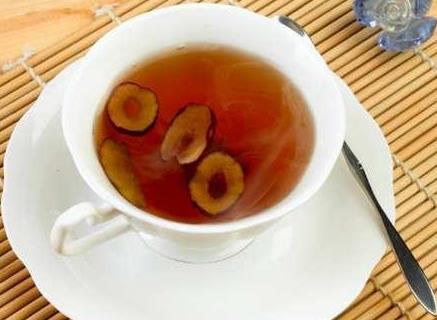 大棗泡水有哪些禁忌？紅棗泡水喝有什么好處