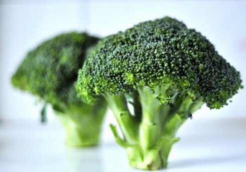 西蘭花的營養(yǎng)價值-西蘭花怎么做最能抗癌？