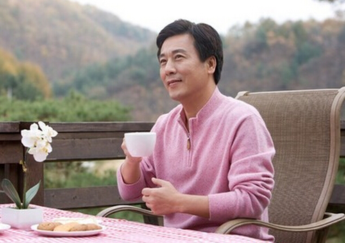 中年男人應(yīng)多吃什么食物？男人四十養(yǎng)生訣竅