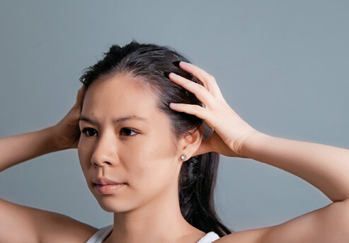 紫菜蘿卜湯助你耳聰目明-如何預(yù)防耳聾目障？