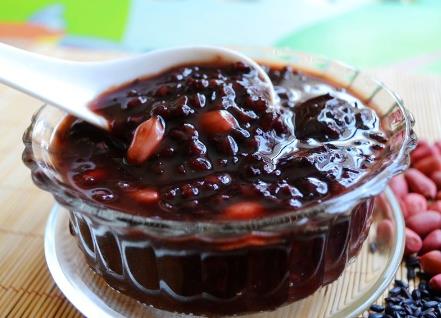 如何補(bǔ)血？夏季補(bǔ)血吃什么食物效果最好