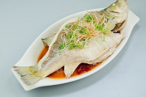 清蒸鱸魚的做法-鱸魚怎么做好吃？